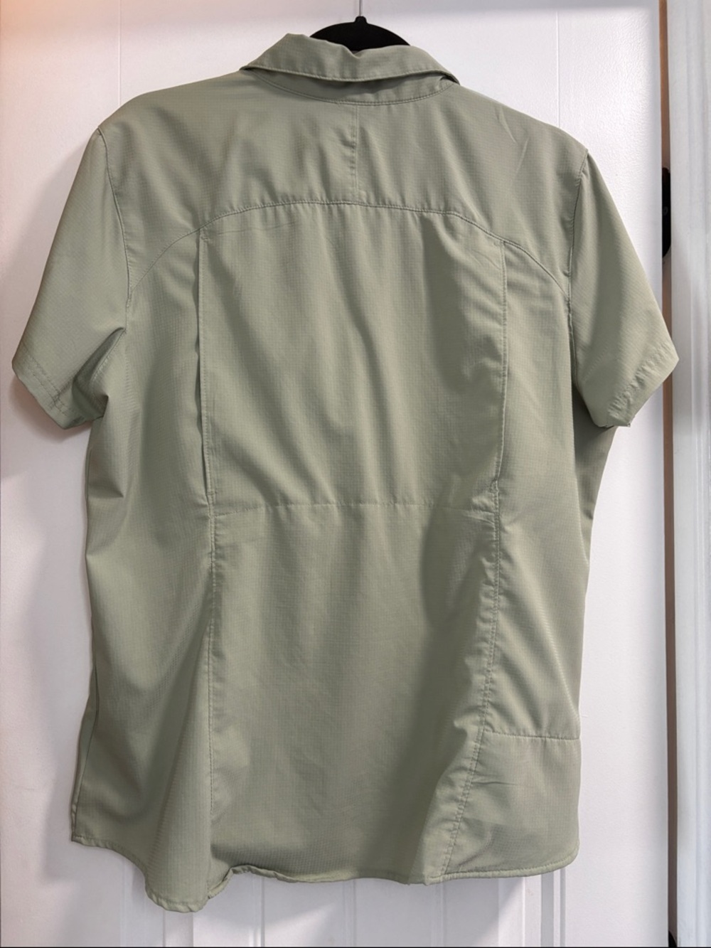 Columbia Women's Short Sleeve Button-Down Shirt - Sage Green - Picture 3 of 3